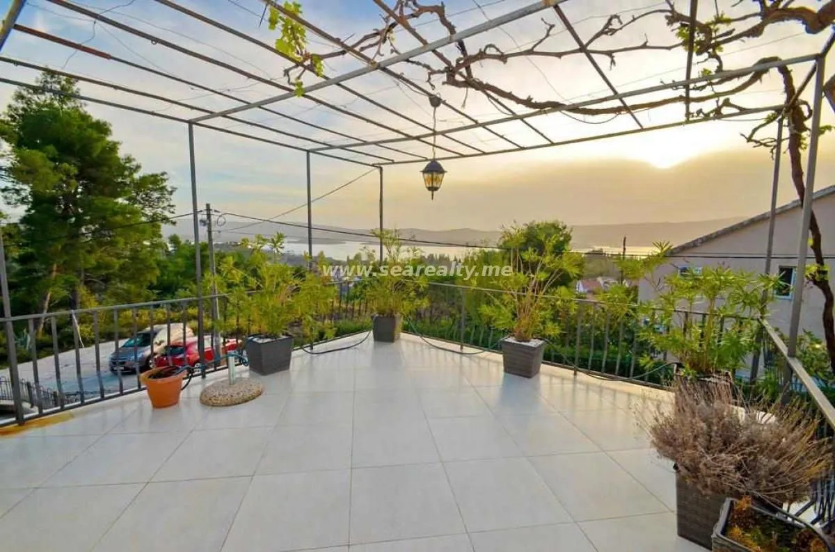 Prodaja, kuća, 105m², Tivat, Crna Gora