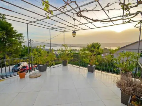 Prodaja, kuća, 105m², Tivat, Crna Gora - image 16