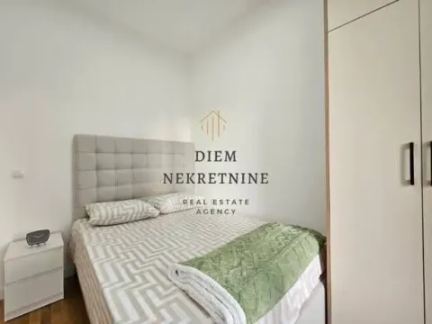 Izdavanje, jednosoban stan, 38m², Centar, Bar - image 4