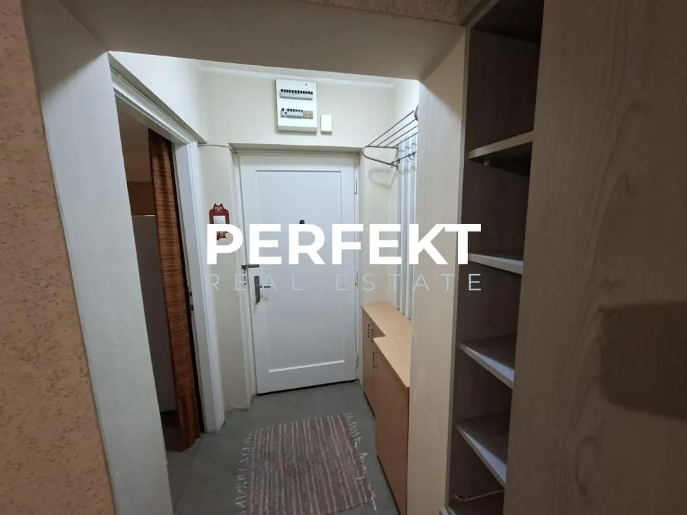 Prodaja, dvosoban stan, 50m², Pančevo, Srbija