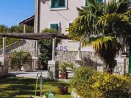 Izdavanje, kuća, 200m², Bar, Crna Gora - image 4