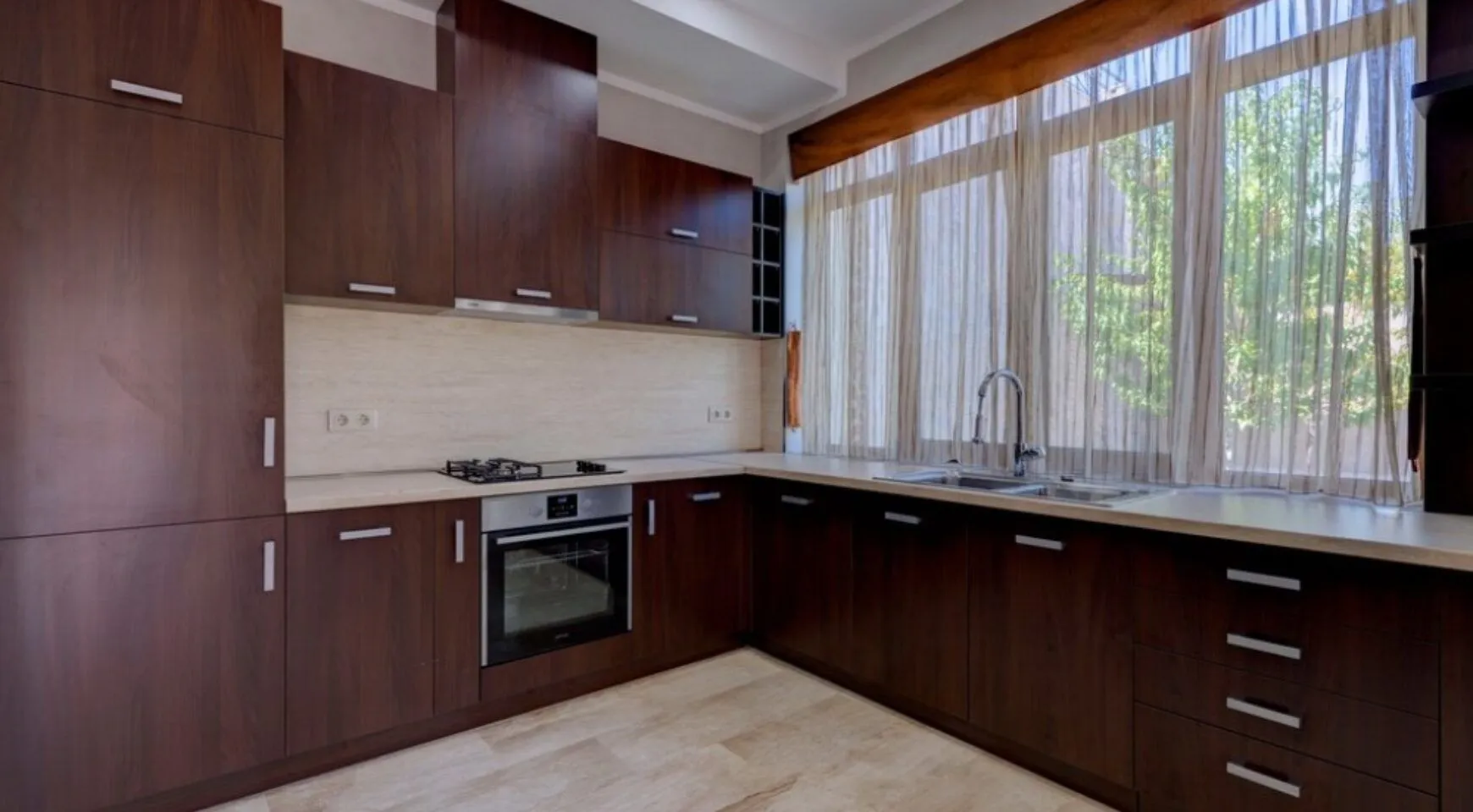 Sale, house, 370m², Stoliv, Kotor