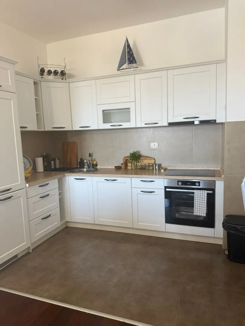 Rent, one bedroom apartment, 73m², Centar, Bar