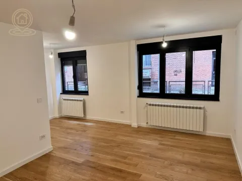 Prodaja, trosoban stan, 68m², Vukov Spomenik, Zvezdara Sve Podlokacije - image 2