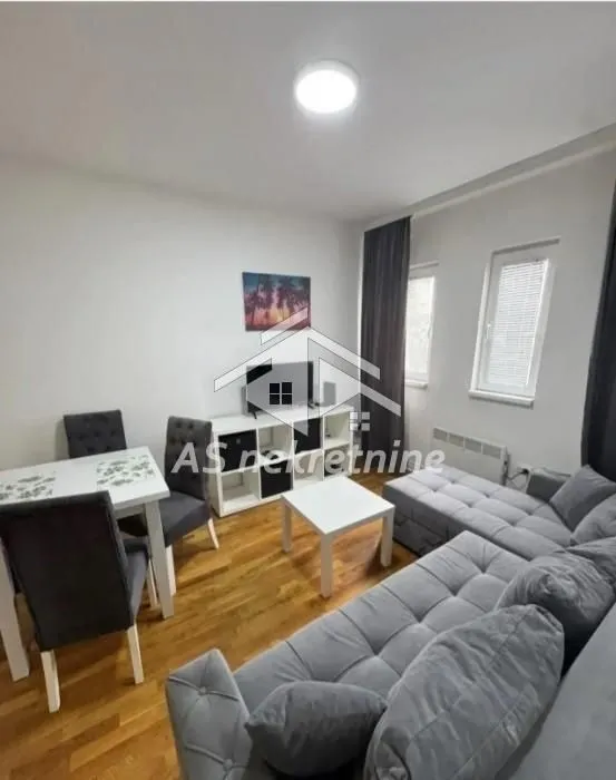 Izdavanje, trosoban stan, 54m², Trošarina, Voždovac Sve Podlokacije