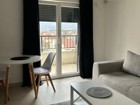 Rent, one bedroom apartment, 44m², Zagorič, Podgorica - image 2