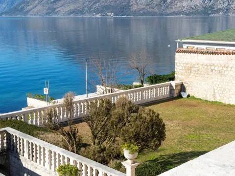 Sale, house, 1100m², Kotor, Crna Gora - image 20