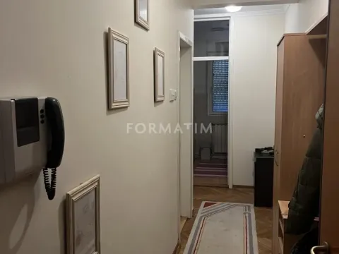 Izdavanje, dvosoban stan, 55m², Savski Venac, Beograd - image 15