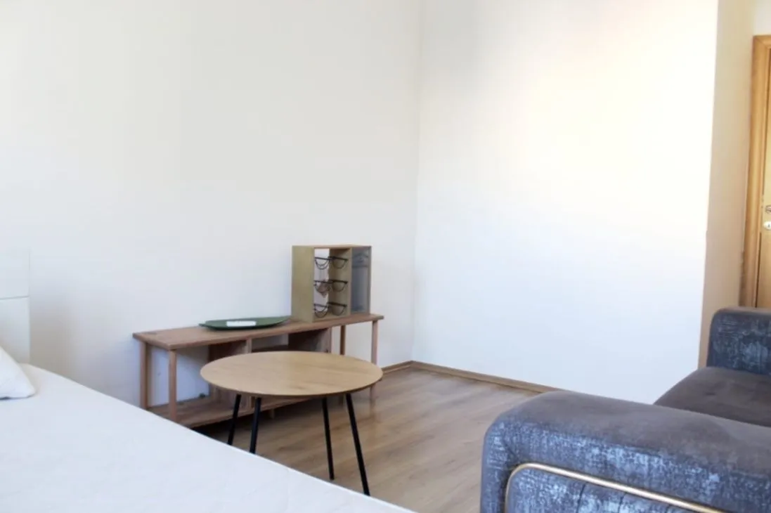 Izdavanje, trosoban stan, 100m², Zabjelo, Podgorica