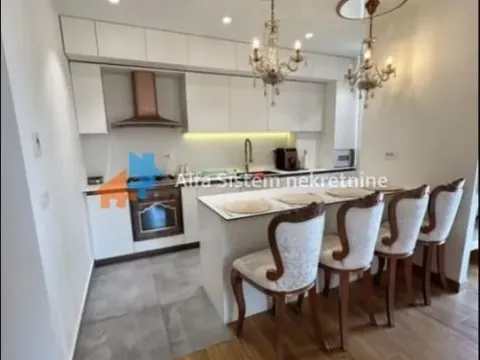 Izdavanje, četvorosoban stan, 147m², Savski Venac, Beograd - image 9