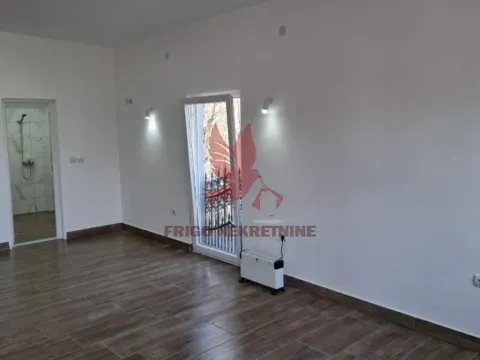 Izdavanje, kuća, 94m², Mladenovac, Beograd - image 4