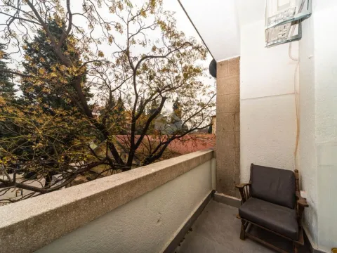 Izdavanje, dvosoban stan, 75m², Centar, Podgorica - image 12