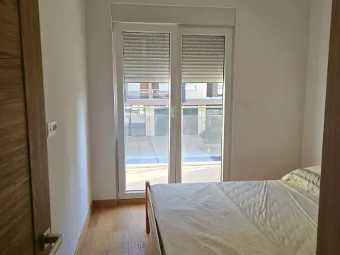 Izdavanje, jednosoban stan, 48m², City Kvart, Podgorica - image 6