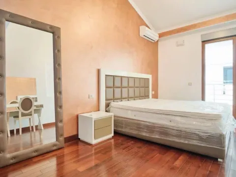 Prodaja, četvorosoban stan, 350m², Rafailovići, Budva - image 11