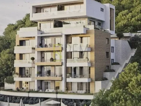 Prodaja, stan, 60m², Ulcinj, Crna Gora - image 2