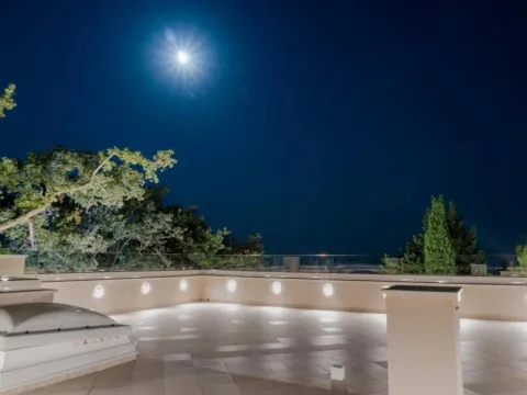 Sale, house, 285m², Perazića do, Budva - image 16