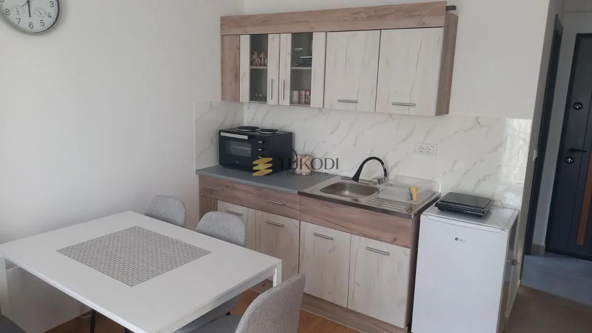 Izdavanje, garsonjera, 24m², Kraljevi Čardaci, Kopaonik