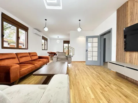 Rent, house, 140m², Gornja Gorica, Podgorica - image 15