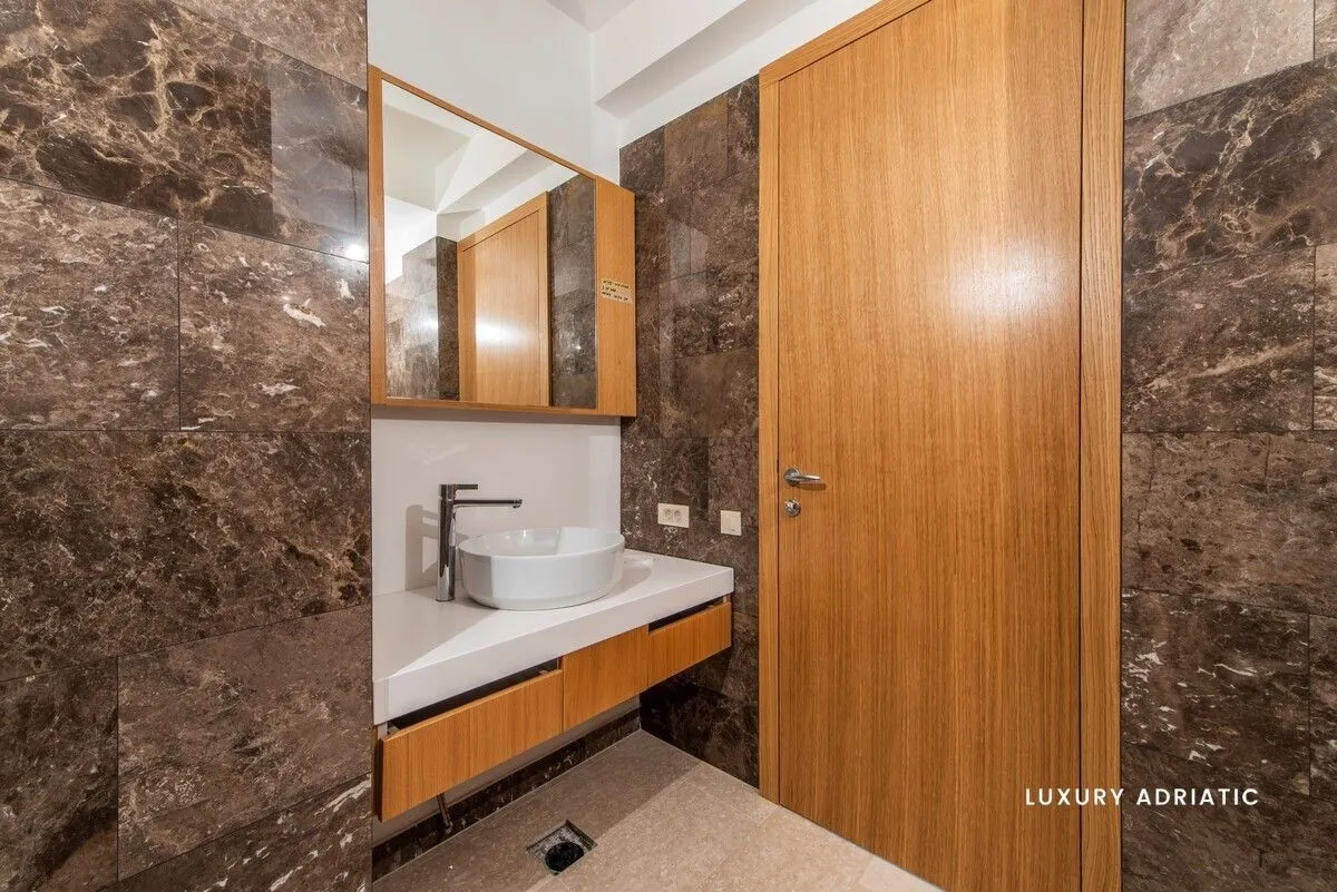 Sale, house, 510m², Kotor, Crna Gora