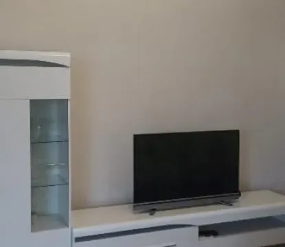 Izdavanje, trosoban stan, 68m², Čukarica, Beograd - image 3