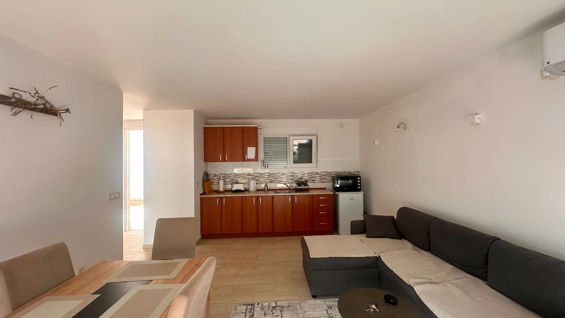 Prodaja, kuća, 180m², Centar, Ulcinj