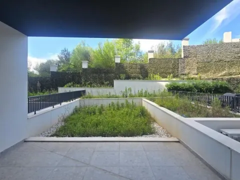 Prodaja, jednosoban stan, 55m², Bečići, Budva - image 3