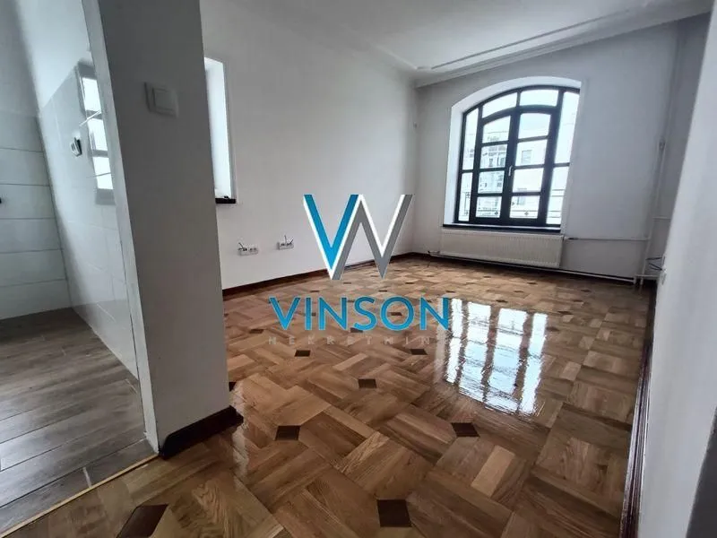 Rent, office space, 950m², Adamovićevo Naselje, Novi Sad Sve Podlokacije