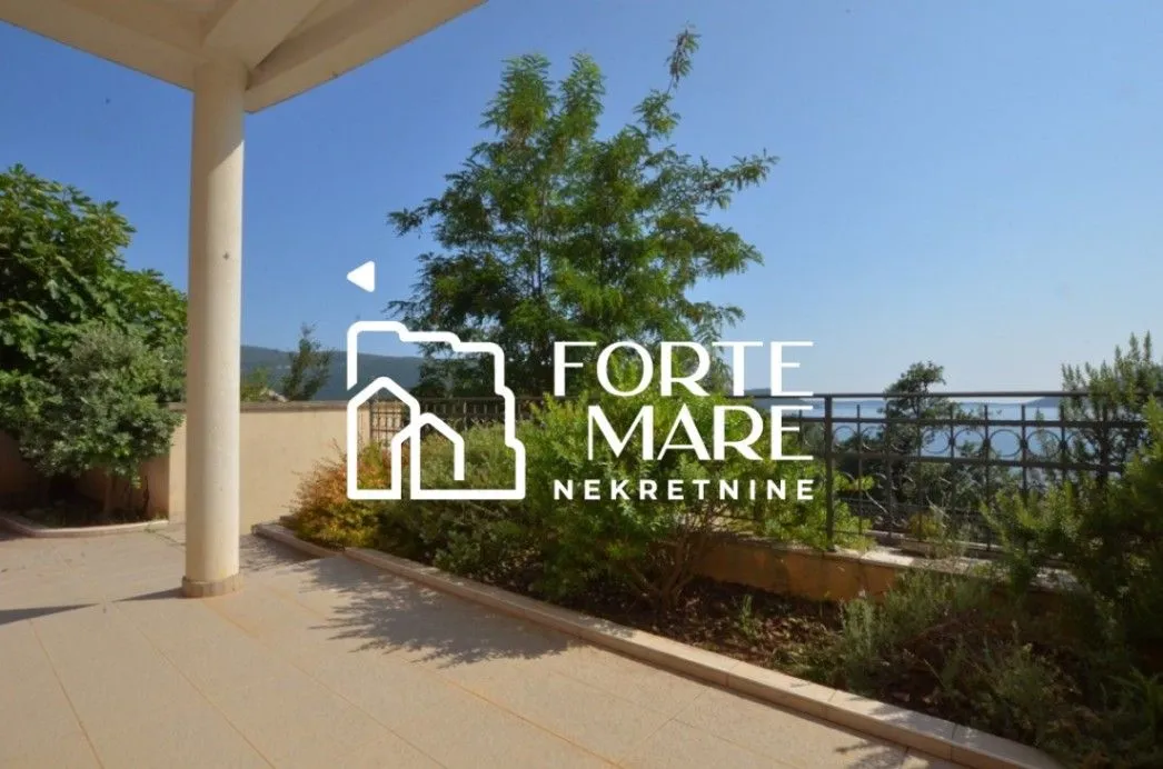 Prodaja, jednosoban stan, 52m², Zelenika, Herceg Novi