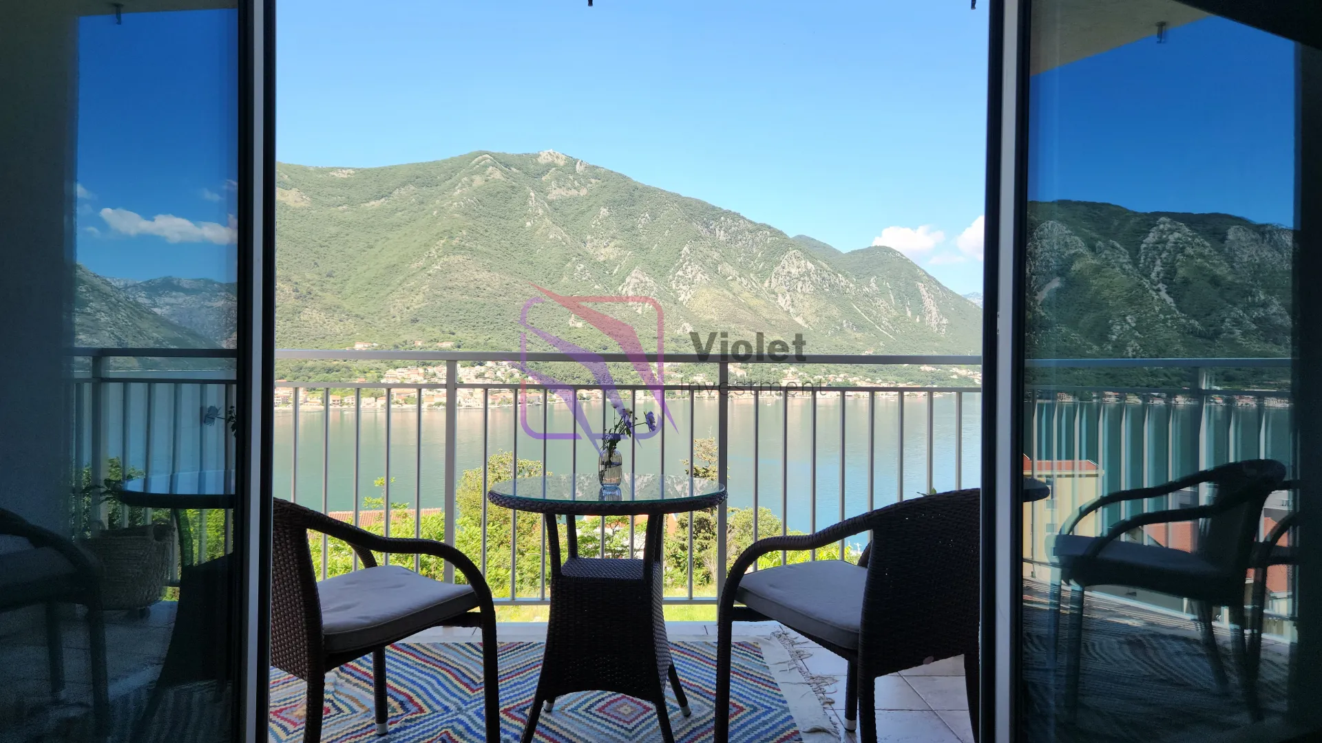 Prodaja, trosoban stan, 75m², Dobrota, Kotor