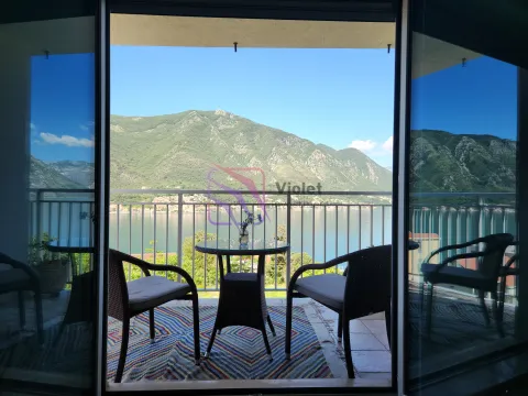 Prodaja, trosoban stan, 75m², Dobrota, Kotor - image 18