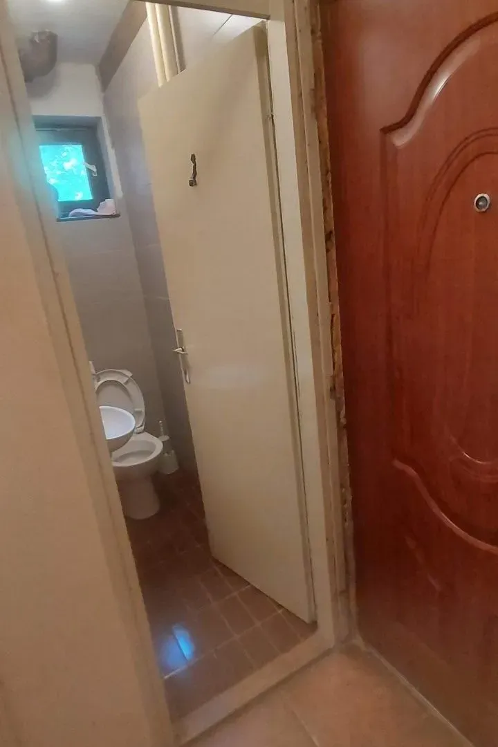Izdavanje, četvorosoban stan, 120m², Zvezdara Sve Podlokacije, Beograd