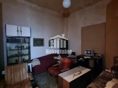 Sale, two bedroom apartment, 76m², Zemun Cara Dušana, Zemun Sve Podlokacije - image 6