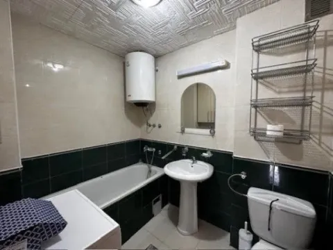 Prodaja, trosoban stan, 105m², Blok 6, Podgorica - image 11