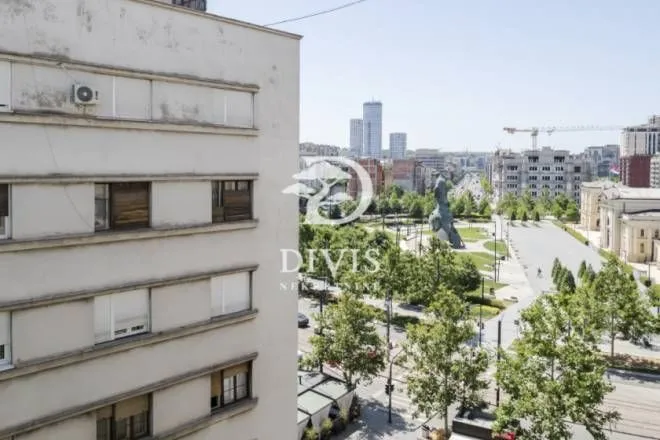 Prodaja, trosoban stan, 60m², Savski Trg, Beograd