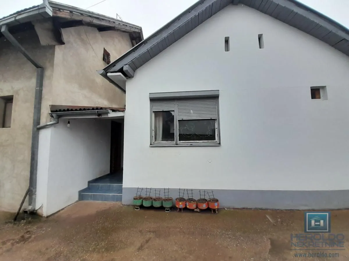 Prodaja, kuća, 140m², Centar, Ćuprija