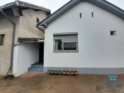 Sale, house, 140m², Centar, Ćuprija - image 13