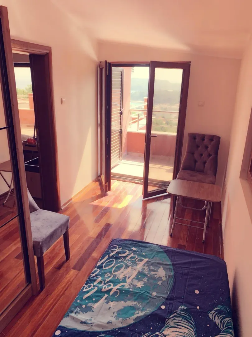 Rent, two bedroom apartment, 73m², Bečići, Budva