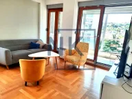 Izdavanje, dvosoban stan, 66m², Momišići, Podgorica