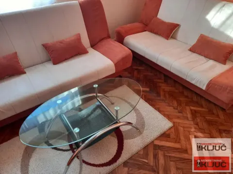 Izdavanje, garsonjera, 22m², Podbara, Novi Sad Sve Podlokacije - image 4