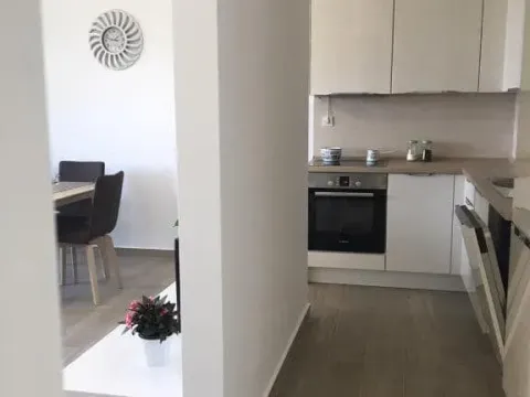 Prodaja, dvosoban stan, 50m², Škaljari, Kotor - image 8