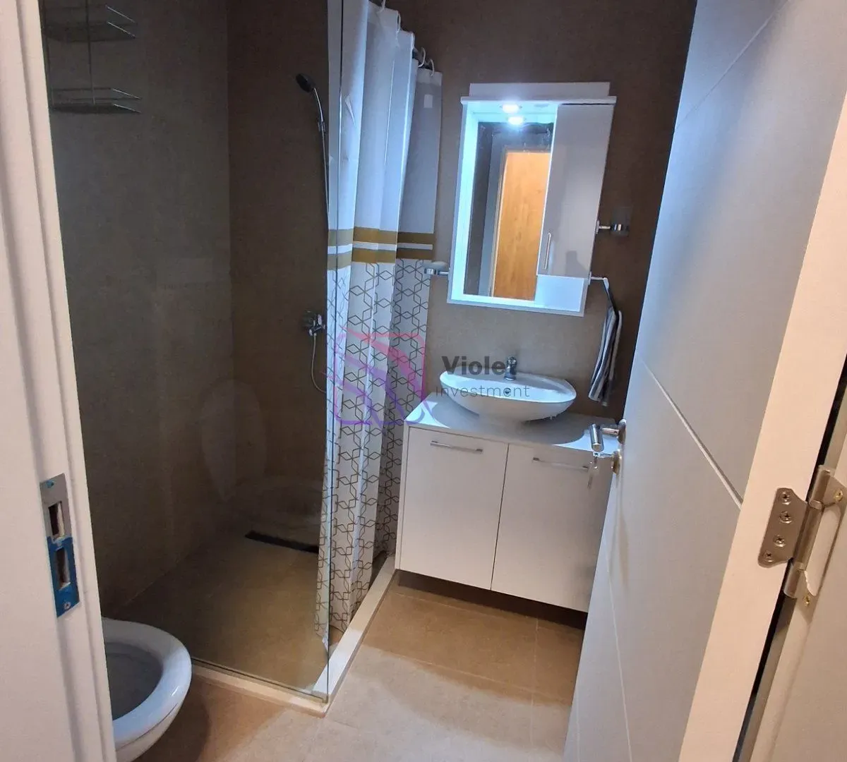 Izdavanje, jednosoban stan, 44m², Tološi, Podgorica