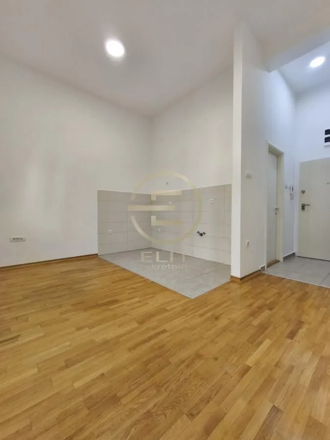 Sale, studio apartment, 23m², Socijalno, Novi Sad Sve Podlokacije