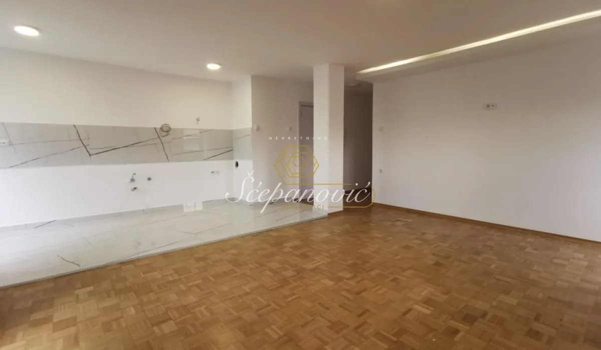Prodaja, trosoban stan, 70m², Liman 3, Novi Sad Sve Podlokacije