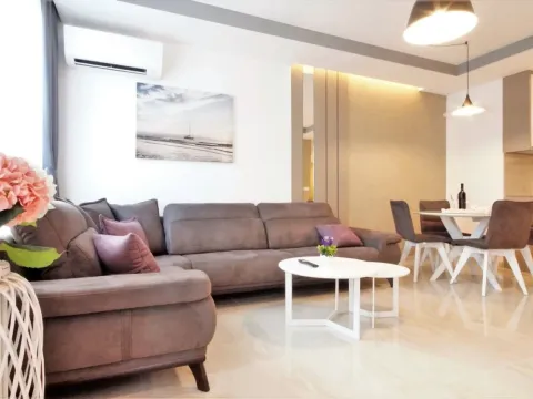 Rent, one bedroom apartment, 46m², Budva, Crna Gora - image 5