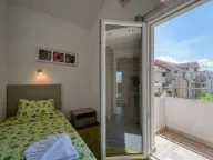 Izdavanje, trosoban stan, 120m², Seljanovo, Tivat - image 12