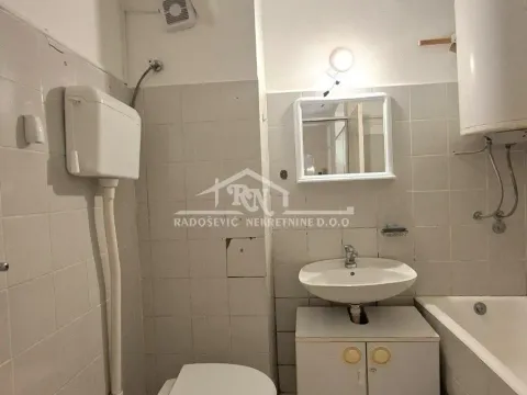 Rent, one bedroom apartment, 51m², Čukarica, Beograd - image 13