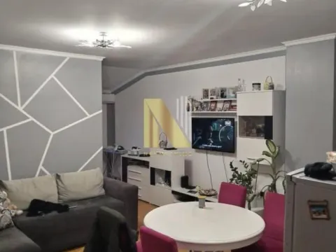 Prodaja, dvosoban stan, 52m², Podbara, Novi Sad Sve Podlokacije