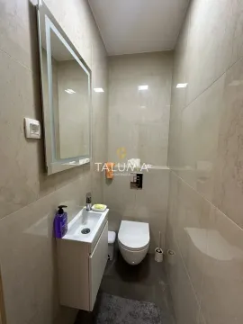 Rent, three bedroom apartment, 100m², City Kvart, Podgorica - image 13