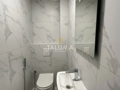 Rent, two bedroom apartment, 64m², Stari Aerodrom, Podgorica - image 11