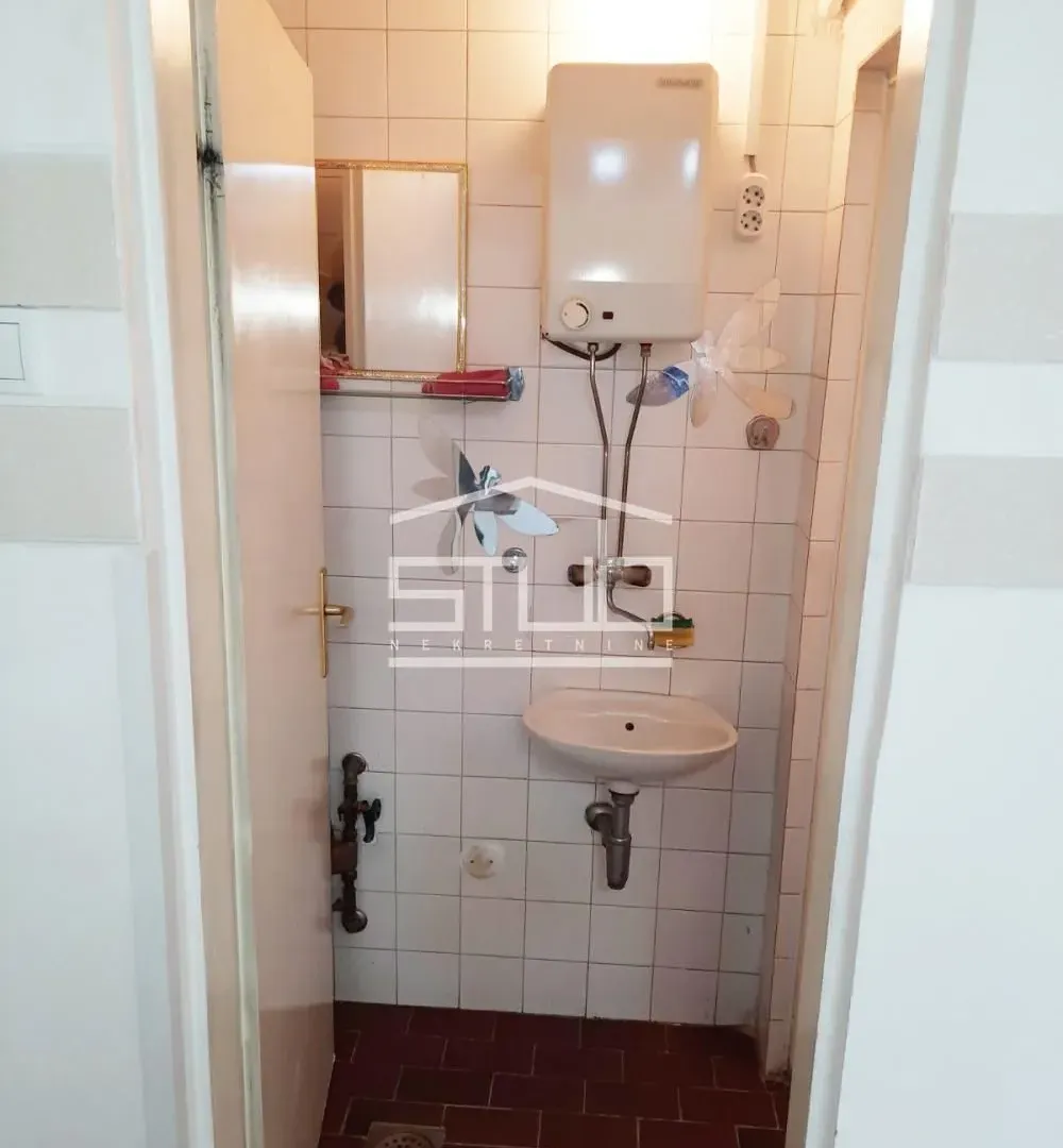 Sale, office space, 23m², Banovo Brdo, Beograd